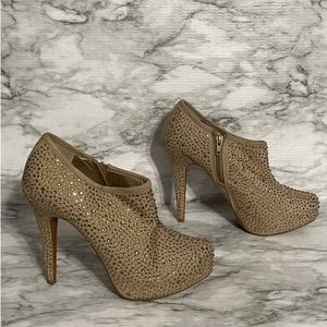 Gianni Bini golden high heels booties,size 8